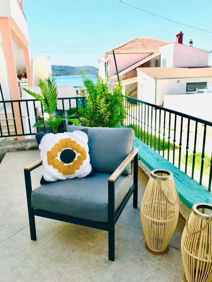 Apartmani-Okrug Gornji-Ciovo Trogir Zewnętrze zdjęcie