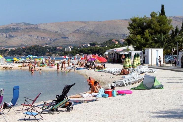 Apartmani-Okrug Gornji-Ciovo Trogir Zewnętrze zdjęcie