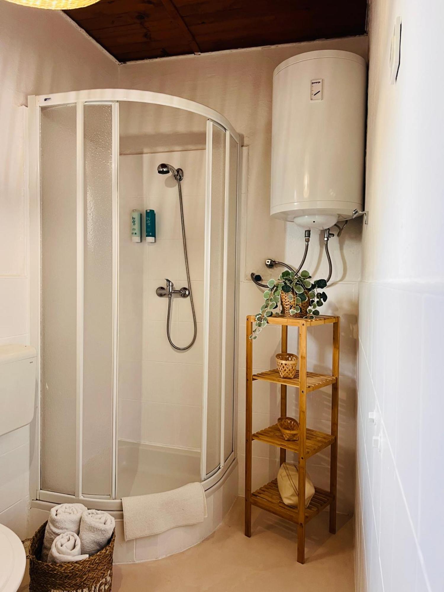 Apartmani-Okrug Gornji-Ciovo Trogir Zewnętrze zdjęcie